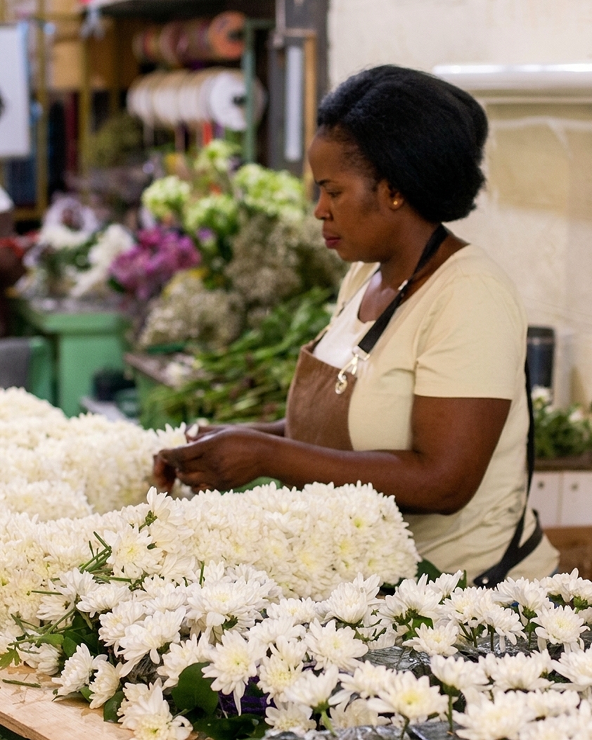 Sanyuka Decor Florists handcrafted arrangement